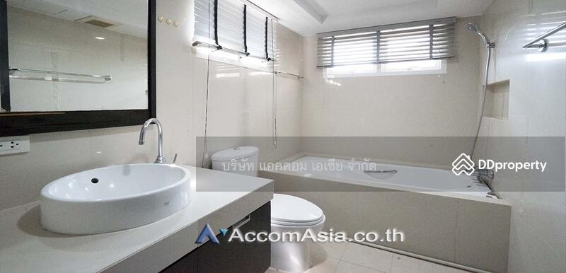 ให้เช่า - 4 Bedrooms House for Rent in New Phetchaburi, Bangkok at House in compound (AA27418), กรุงเทพ