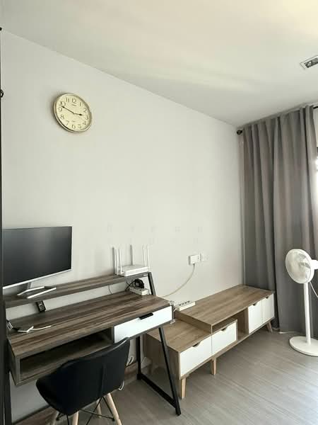 Life Sathorn Sierra, Bangkok, Ratchaphruek Rd, Talat Plu, Thon Buri, Bangkok, 1 Bedroom, 29 sqm, Condo For Rent, by ธีรดนย์ ชาวปากน้ำ, 11860767 - DDproperty.com