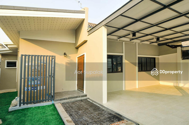 For Sale - 3BR Townhouse near CDC, Bangkok