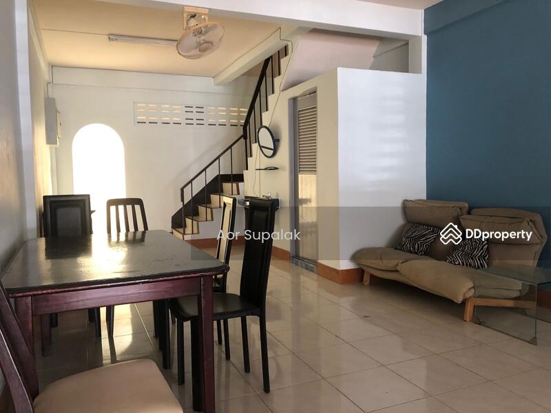 For Sale - Townhouse In Ekkamai For Sale, Bangkok