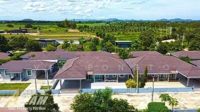 ขาย - Beautiful 3 Bedrooms Single Detached Home for Sale, ประจวบคีรีขันธ์