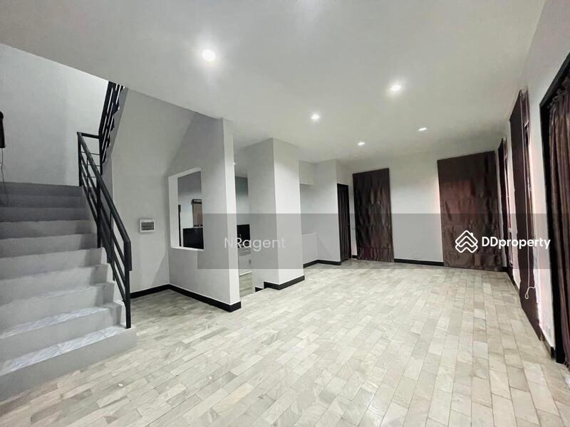 For Sale - Baan Saeng Arun, Bangkok