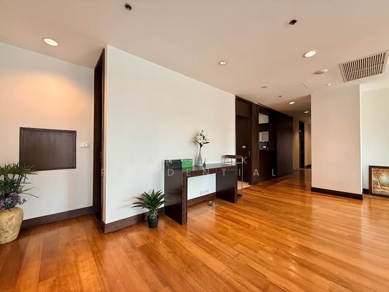 Royal Residence Park : รอยัล เรสซิเดนท์ พาร์ค, กรุงเทพ, 99 Royal Resident Park ลุมพินี, ลุมพินี, ปทุมวัน, กรุงเทพ, 275 ตร.ม., คอนโด ให้เช่า, โดย Bangkok Residential, 11862066 - DDproperty.com