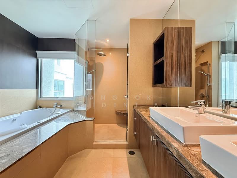 Royal Residence Park, Bangkok, 99 Royal Resident Park Lumphini, Lumphini, Pathum Wan, Bangkok, 4 Bedrooms, 275 sqm, Condo For Rent, by Bangkok Residential, 11862066 - DDproperty.com