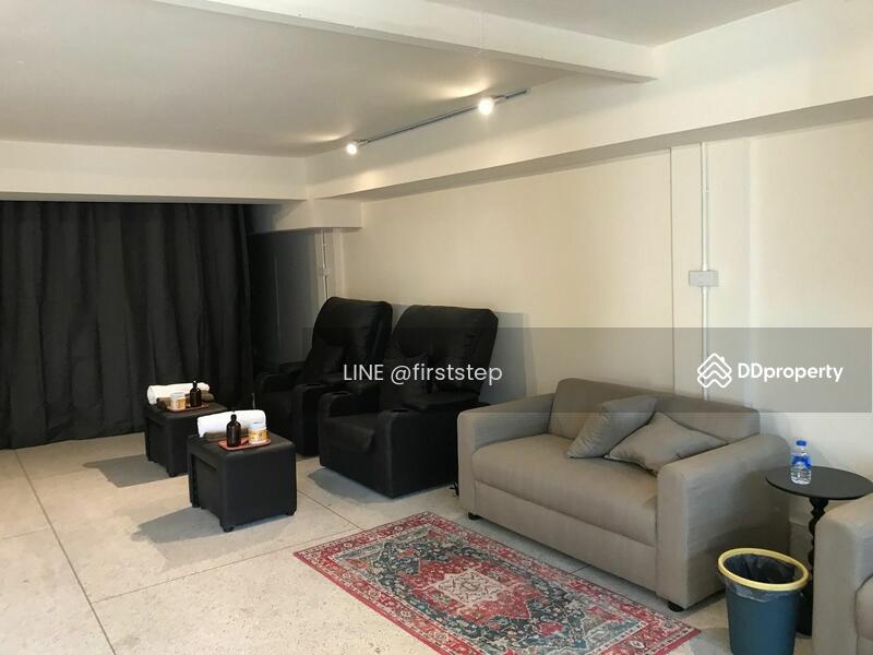 For Rent - 2-unit, 5-storey commercial building, Rama 9 Fortune, Bangkok
