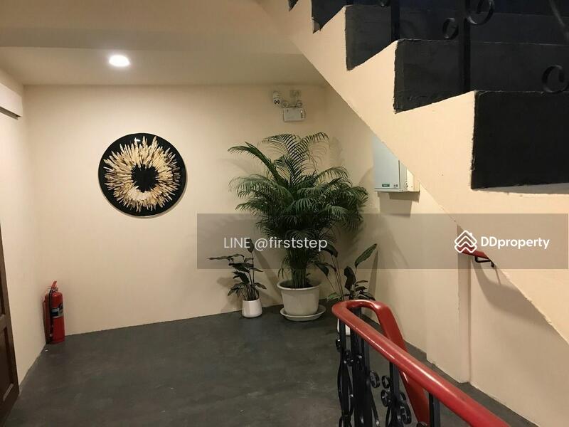 For Rent - 2-unit, 5-storey commercial building, Rama 9 Fortune, Bangkok