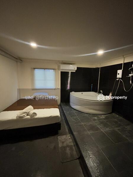 For Rent - 2-unit, 5-storey commercial building, Rama 9 Fortune, Bangkok