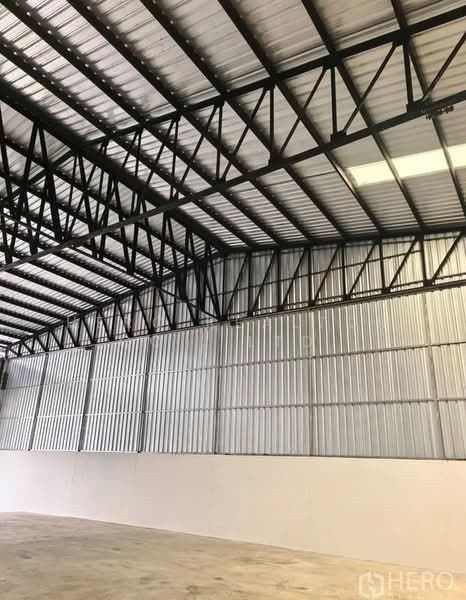 For Rent Warehouse on Onnut Road BTS On Nut MRT Si Nut BRE24221, Bangkok, Suan Luang, Bangkok, , 330 sqm, Warehouse/Factory For Rent, by Hero Realtor Co., Ltd., 11862139 - DDproperty.com