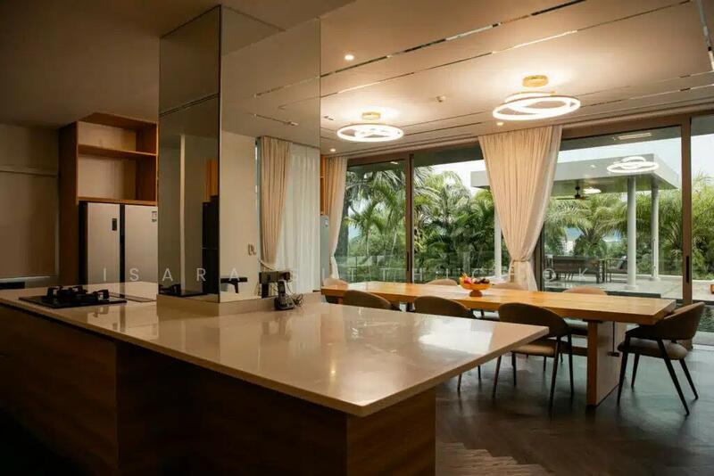 For Sale - วิลล่าหรู 5 ห้องนอน ใกล้หาดลายัน, Phuket