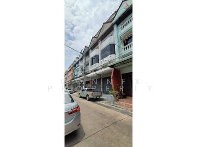 ขาย - เปี่ยมสุข เสรีไทย 32, กรุงเทพ