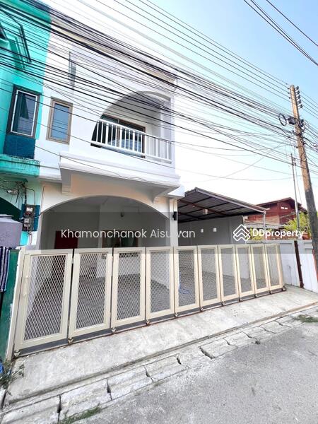 For Sale - 2 Bedrooms Townhouse for Rent and Sale in Wat Ket, Chiang Mai