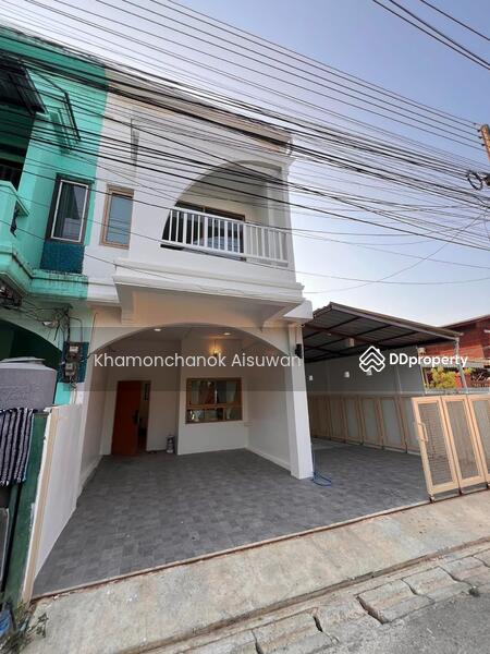 For Sale - 2 Bedrooms Townhouse for Rent and Sale in Wat Ket, Chiang Mai