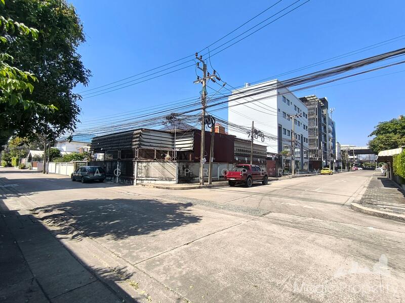 Commercial Space in Rama 9 For Rent, Bangkok, Suan Luang, Bangkok, , 200 sqm, Shophouse For Rent, by Magic Property, 11862308 - DDproperty.com
