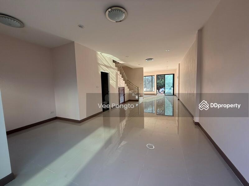 ขาย - Spacious 3 Bedrooms Townhome in the Heart of Hua Hin City, ประจวบคีรีขันธ์