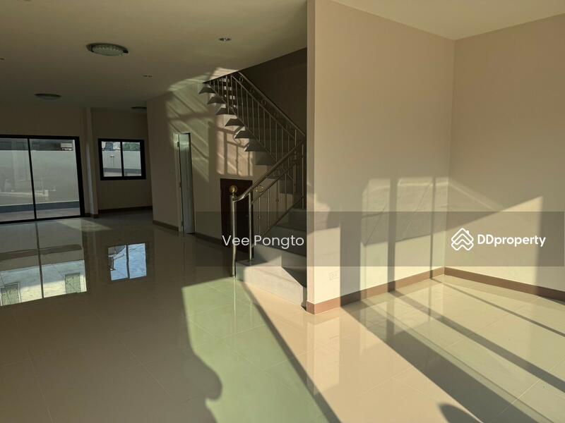 ขาย - Spacious 3 Bedrooms Townhome in the Heart of Hua Hin City, ประจวบคีรีขันธ์
