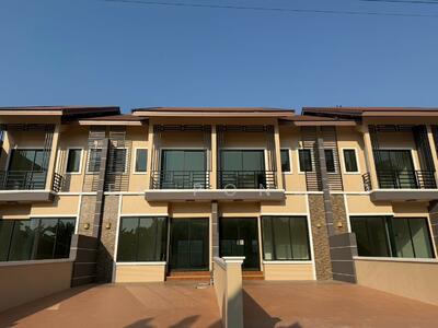 ขาย - Spacious 3 Bedrooms Townhome in the Heart of Hua Hin City, ประจวบคีรีขันธ์