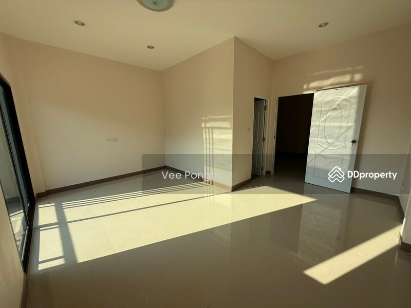 ขาย - Spacious 3 Bedrooms Townhome in the Heart of Hua Hin City, ประจวบคีรีขันธ์