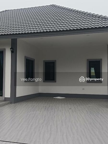 For Sale - 3 Bedrooms at the Huahin Center, Prachuap Khiri Khan