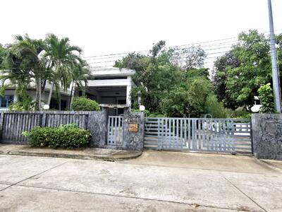 ขาย - Panya Pattanakarn Village : หมู่บ้านปัญญา พัฒนาการ, กรุงเทพ