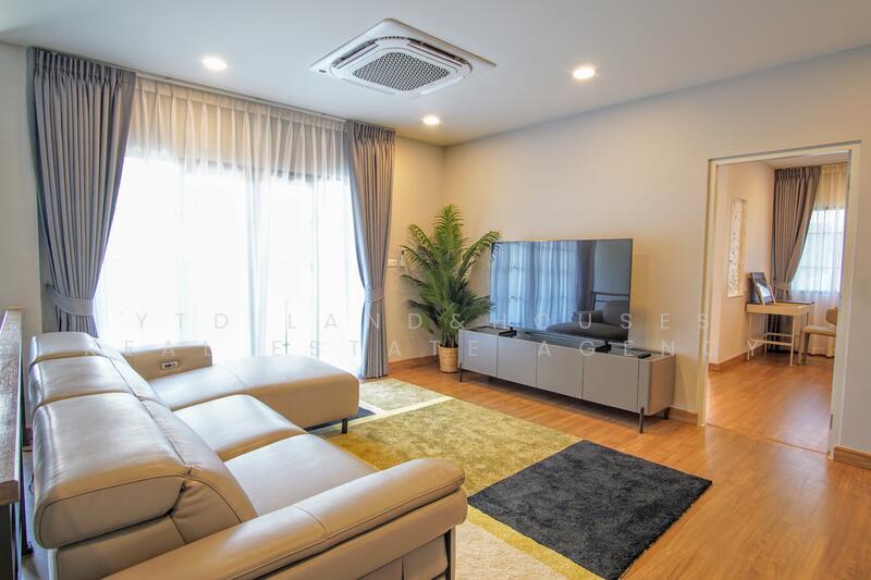 Centro Bangna, Samut Prakan, 111 Soi 3, Bang Kaeo, Bang Plee, Samut Prakan, 4 Bedrooms, 300 sqm, Single Detached House For Rent, by YTD Land&houses Real Estate Agency, 11862619 - DDproperty.com