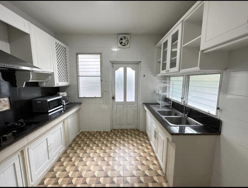Nantawan Suanluang Rama 9, Bangkok, Chaloem Phra Kiat Rama 9, Soi 62, Dok Mai, Prawet, Bangkok, 4 Bedrooms, 300 sqm, Single Detached House For Rent, by vanee chiracharasporn, 11862682 - DDproperty.com