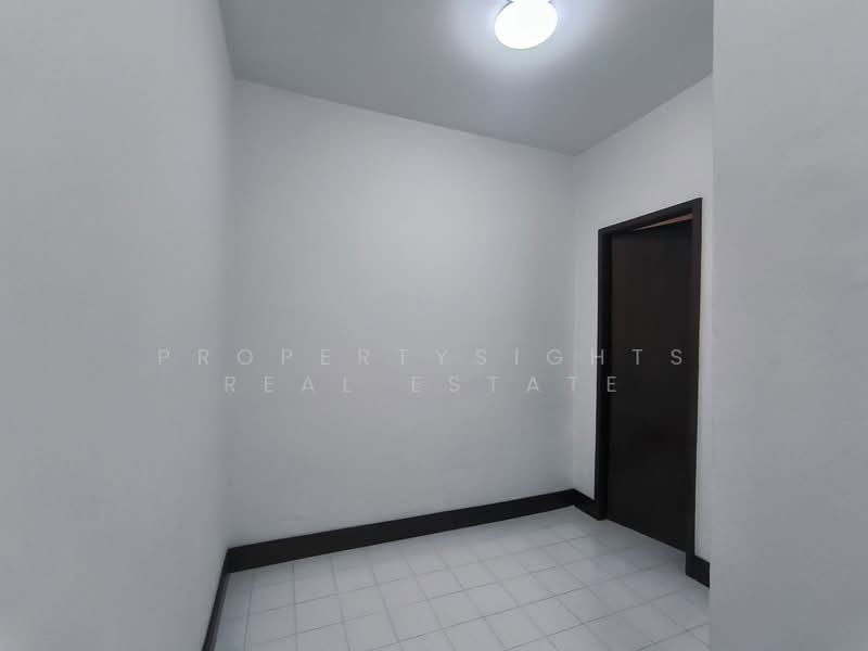 Royal Residence Park, Bangkok, 99 Royal Resident Park Lumphini, Lumphini, Pathum Wan, Bangkok, 3 Bedrooms, 220 sqm, Condo For Rent, by PROPERTYSIGHTS REAL ESTATE, 11862746 - DDproperty.com