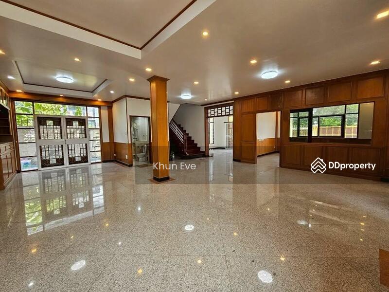 ให้เช่า - บ้านเดี่ยว 3 ชั้น ในซอยลาดพร้าว 93 เหมาะสำหรับอยู่อาศัยและทำโฮมออฟฟิศ (SPSEVE913), กรุงเทพ