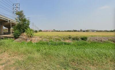 ขาย - ขายด่วนที่ดินแปลงสวย ทำเลดี ในราคาสุดคุ้ม ถนนฉลองกรุง ลาดกระบัง กรุงเทพมหานคร, กรุงเทพ