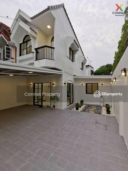 ขาย - เพชรไพลินคอนโดทาวน์ (Petchpailin Condotown), กรุงเทพ