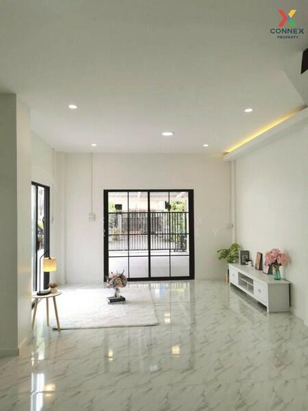 Petchpailin Condotown, Bangkok, Soi Phraya Surendra 35, Phraya Surendra Road, Bang Chun, Khlong Sam Wa, Bangkok, 3 Bedrooms, 220 sqm, Condo For Sale, by Connex Property, 11863659 - DDproperty.com