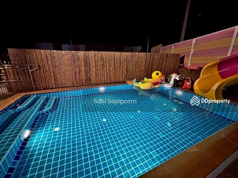 For Rent - Luxury 4 Bedrooms Pool Villa for Rent Huay Yai Pattaya, Chon Buri