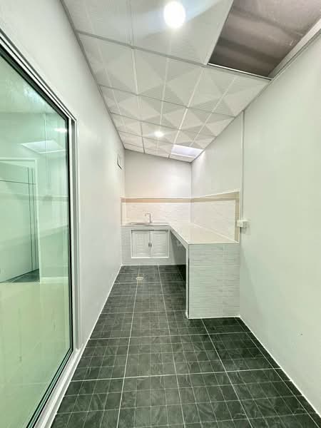 Baan Monthon 5 Kantana-Rama 5 : บ้านมณฑล 5 กันตนา-พระราม 5, นนทบุรี, ซอยกันตนา, บางม่วง, บางใหญ่, นนทบุรี, 80 ตร.ม., ทาวน์เฮ้าส์ ขาย, โดย สรภพ ยอดไชย (สีฝุ่น), 11863696 - DDproperty.com