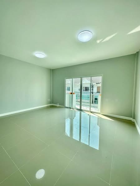 Baan Monthon 5 Kantana-Rama 5, Nonthaburi, Soi Kantana, Bang Muang, Bang Yai, Nonthaburi, 3 Bedrooms, 80 sqm, Townhouse For Sale, by สรภพ ยอดไชย (สีฝุ่น), 11863696 - DDproperty.com