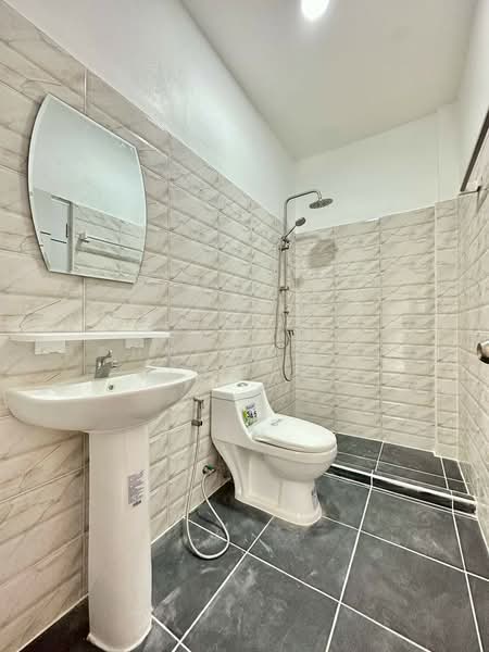 Baan Monthon 5 Kantana-Rama 5, Nonthaburi, Soi Kantana, Bang Muang, Bang Yai, Nonthaburi, 3 Bedrooms, 80 sqm, Townhouse For Sale, by สรภพ ยอดไชย (สีฝุ่น), 11863696 - DDproperty.com