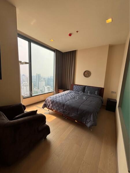 The Esse Asoke, Bangkok, 333 Soi Sukhumvit 21, Sukhumvit Road, Khlongtoei Nua, Watthana, Bangkok, 2 Bedrooms, 75 sqm, Condo For Rent, by Napawadee Homhuk, 11863787 - DDproperty.com