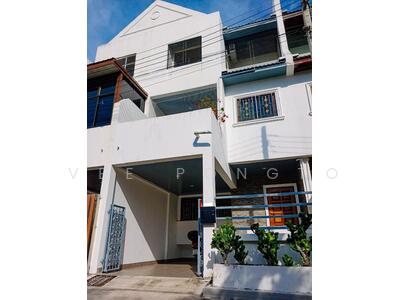 ขาย - 3 Storys Townhouse with Sea View Rooftop in Hua Hin City, ประจวบคีรีขันธ์