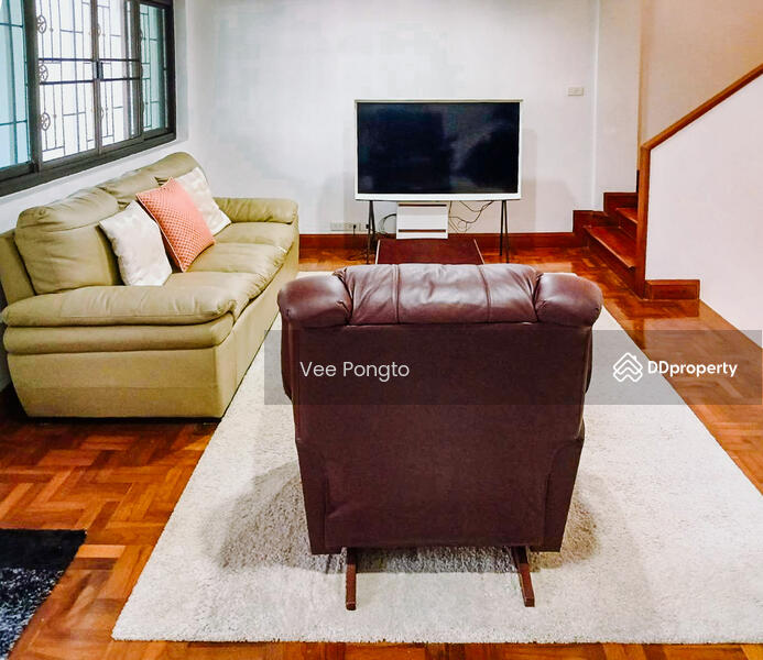 ขาย - 3 Storys Townhouse with Sea View Rooftop in Hua Hin City, ประจวบคีรีขันธ์