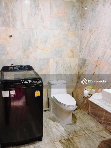ขาย - 3 Storys Townhouse with Sea View Rooftop in Hua Hin City, ประจวบคีรีขันธ์