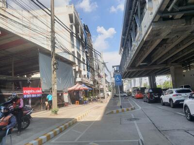 ขาย - ขายที่ดิน ติดสถานีรถไฟฟ้า BTS วัชรพล รามอินทรา คันนายาว ท่าแร้ง บางเขน ติดถนนสองด้าน, กรุงเทพ