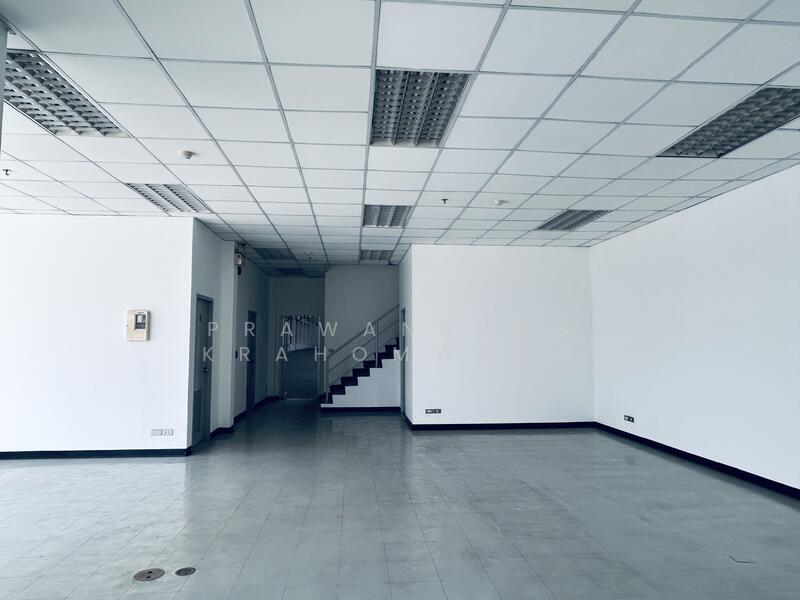 ให้เช่าโกดัง/คลังสินค้า พื้นที่ขนาด 1,200 11,250 ตารางเมตร ติดมอเตอร์เวย์ บางปะกง ฉะเชิงเทรา, ฉะเชิงเทรา, บางสมัคร, บางปะกง, ฉะเชิงเทรา, 1,200 ตร.ม., โกดัง-โรงงาน ให้เช่า, โดย PRAWANRUNG KRAHOMWONG, 11864234 - DDproperty.com