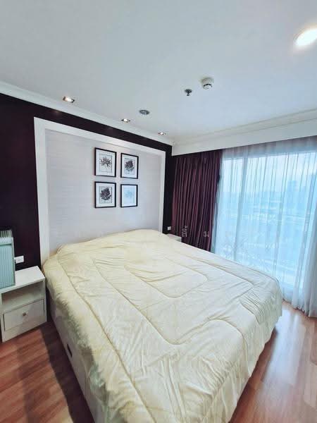 Lumpini Place Rama 9-Ratchada, Bangkok
