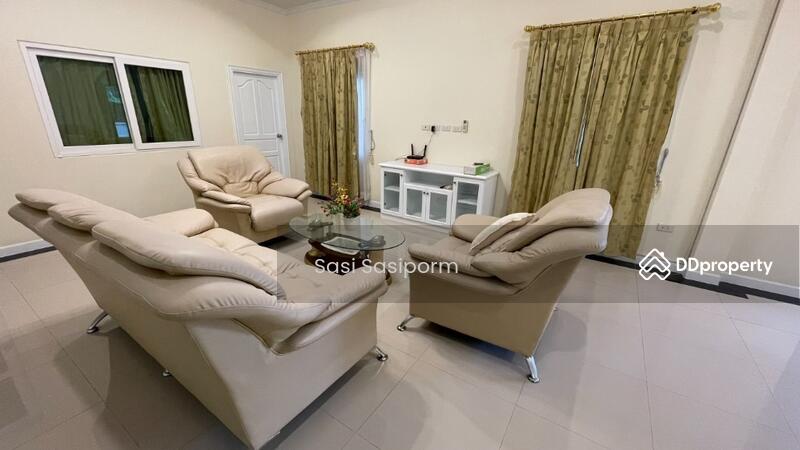 For Rent - 365 SqM House with 5 Bedrooms for Rent, Chon Buri
