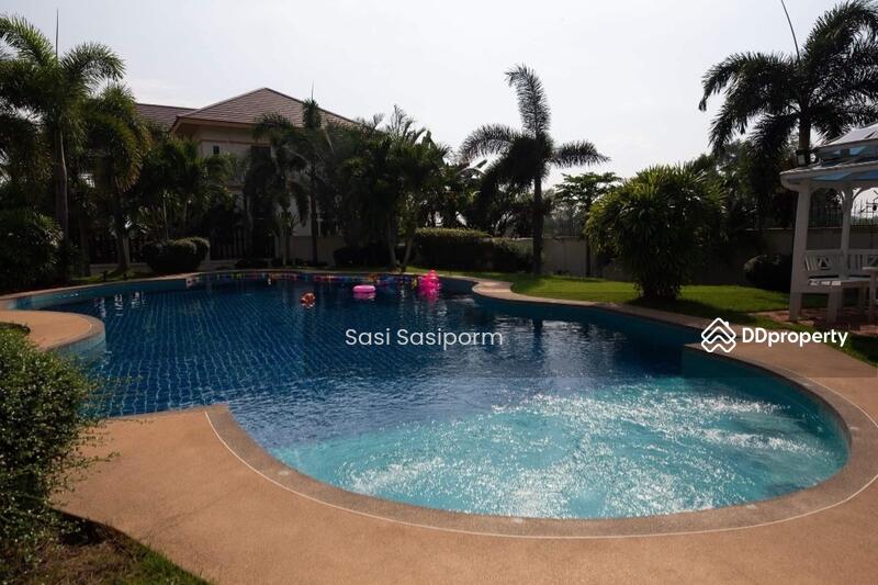 For Rent - 365 SqM House with 5 Bedrooms for Rent, Chon Buri