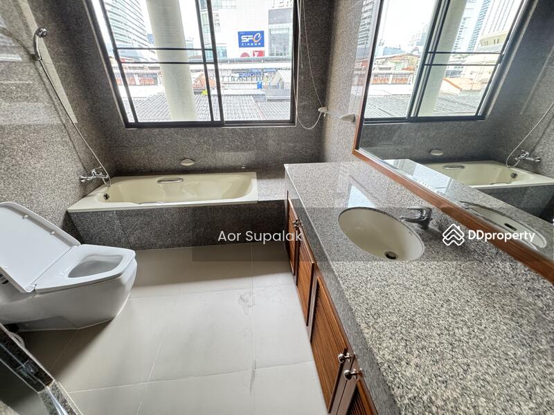 For Rent - Villa Fourteen, Bangkok