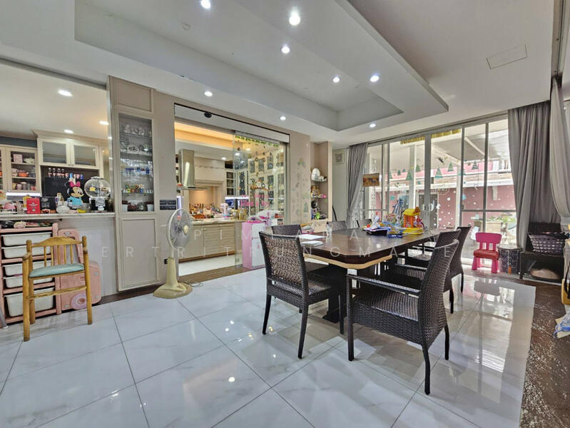 บ้านเดี่ยว 2 หลังติดกัน ซอยเทิดราชัน 21 ติดถนนเทิดราชัน, กรุงเทพ, - -, สีกัน, ดอนเมือง, กรุงเทพ, 540 ตร.ม., บ้านเดี่ยว ขาย, โดย Pimlada Lertritrungmanee, 11866467 - DDproperty.com