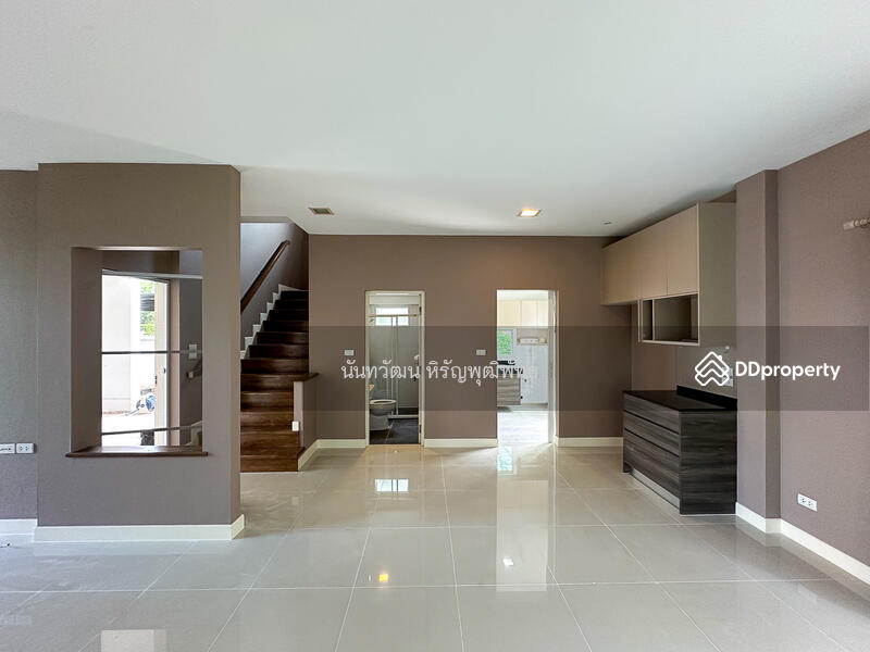 For Sale - Siwalee Lakeview, Chiang Mai