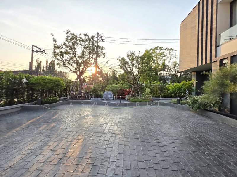 Panya Pattanakarn Village, Bangkok, Soi Phatthanakarn 30, Suan Luang, Suan Luang, Bangkok, 6 Bedrooms, 800 sqm, Single Detached House For Sale, by Jomchanok Aswavibul, 11866493 - DDproperty.com