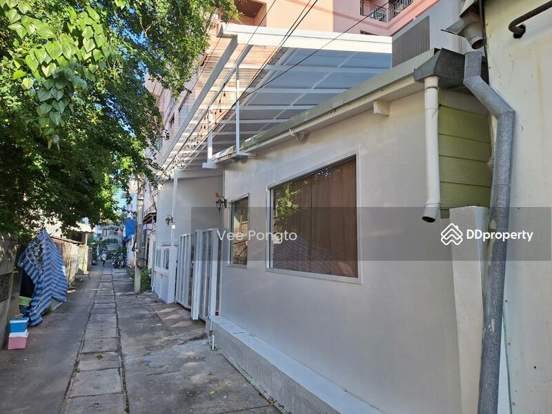 For Sale - Single house near Hilton Hua Hin hotel, 7bedrooms,8bathrooms, Prachuap Khiri Khan