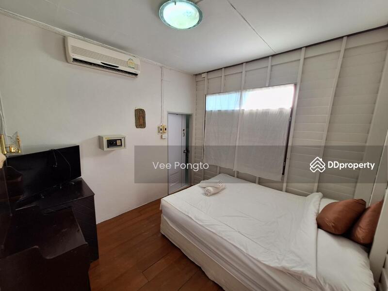 For Sale - Single house near Hilton Hua Hin hotel, 7bedrooms,8bathrooms, Prachuap Khiri Khan
