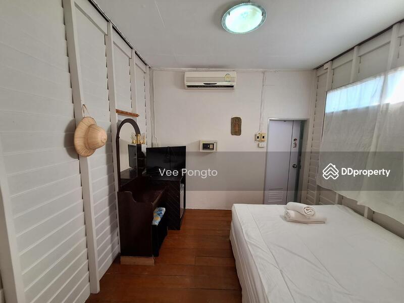 For Sale - Single house near Hilton Hua Hin hotel, 7bedrooms,8bathrooms, Prachuap Khiri Khan